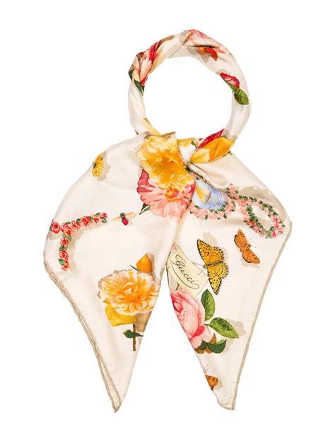 gucci floral print pixel|gucci scarf snake print.